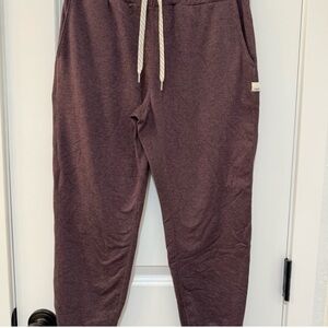 Vuori Performance Joggers purple size small